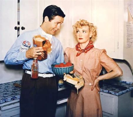  Blondie - A Must-Watch Comedy Gem From 1939 Starring the Incomparable Arthur Lake and Penny Singleton!