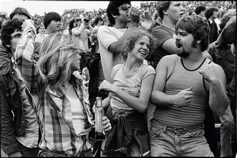 On Kuinka Suuri Ikäviä Saat Meistä Kaikista, A Time Capsule of 1970s Youth Culture and Existential Angst!